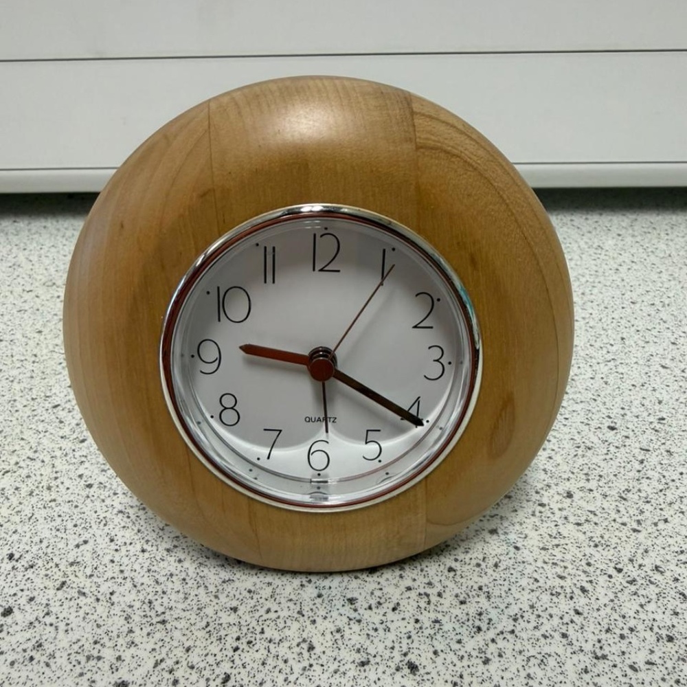 Table Clock Made with Epoxy